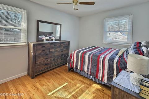 848 Warner Rd, Schenectady, NY 12309 photo 22