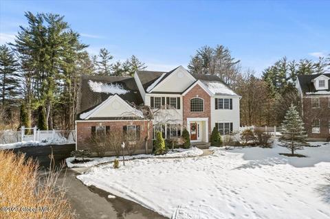 11 Empire Cir, Slingerlands, NY 12159 photo 3