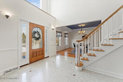 11 Empire Cir, Slingerlands, NY 12159 photo 5