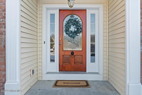 11 Empire Cir, Slingerlands, NY 12159 photo 4