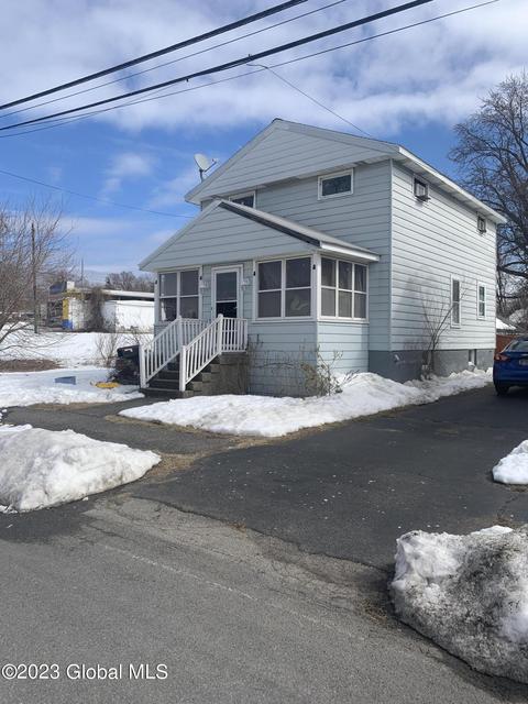 22 Clayton St, Schenectady, NY 12304 photo 1