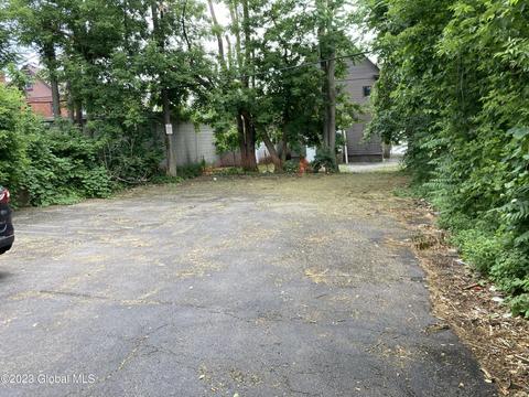 1504 Union St, Schenectady, NY 12309 photo 4