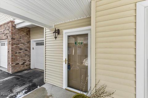 107 Vly Pointe Dr, Niskayuna, NY 12309 photo 5