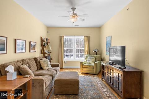 107 Vly Pointe Dr, Niskayuna, NY 12309 photo 8