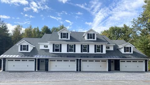 38 Arcadia Ct, Ballston, NY 12020