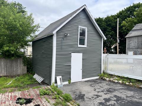 139 Division St, Schenectady, NY 12304 photo 23
