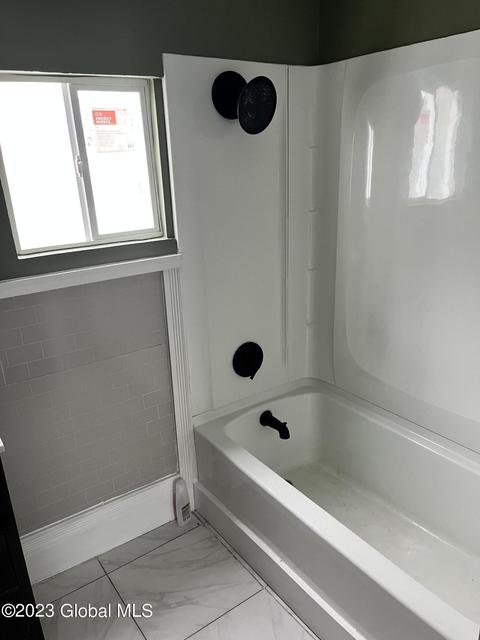 139 Division St, Schenectady, NY 12304 photo 7