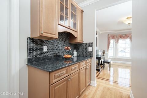 25 Devonshire Way, Halfmoon, NY 12065 photo 19