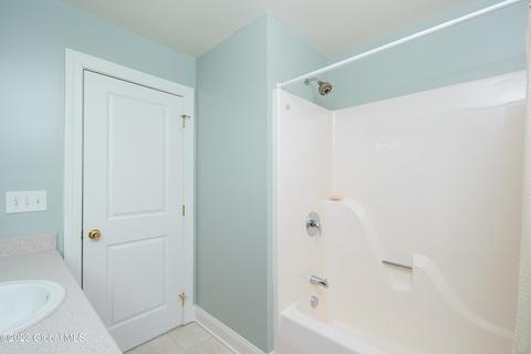 25 Devonshire Way, Halfmoon, NY 12065 photo 40