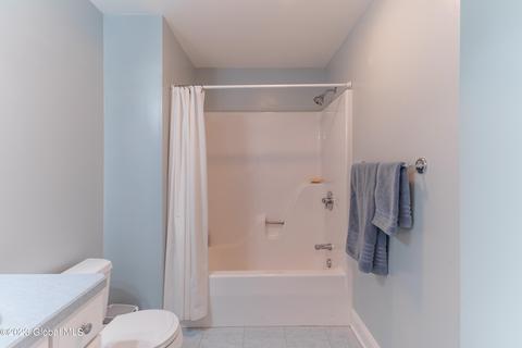 25 Devonshire Way, Halfmoon, NY 12065 photo 35