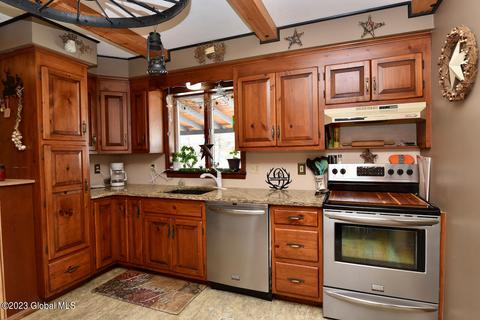 118 Brumley Rd, Fultonville, NY 12072 photo 4
