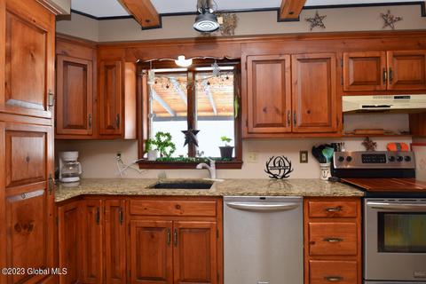 118 Brumley Rd, Fultonville, NY 12072 photo 5