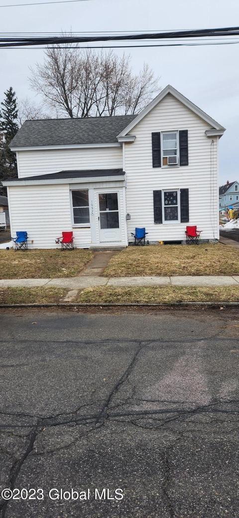 1037 Hegeman St, Schenectady, NY 12306 photo 1