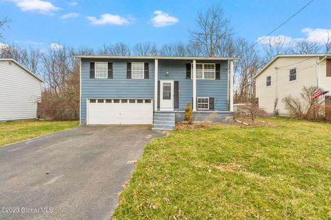11 Holly Blvd, Scotia, NY 12302