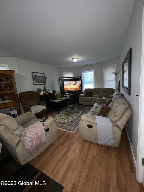 422 Mcclellan St, Schenectady, NY 12304 photo 16