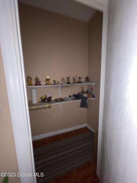 422 Mcclellan St, Schenectady, NY 12304 photo 15