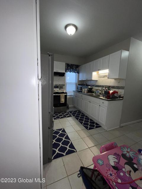 422 Mcclellan St, Schenectady, NY 12304 photo 9