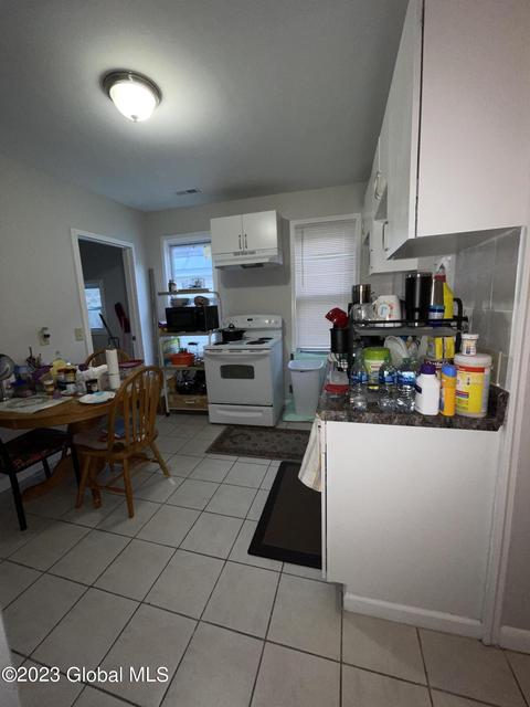 422 Mcclellan St, Schenectady, NY 12304 photo 28