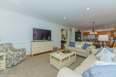 8 Berkshire Dr, Ballston Spa, NY 12020 photo 27