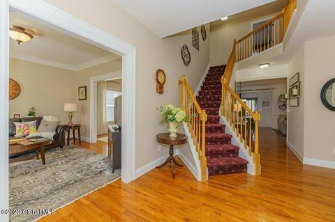 8 Berkshire Dr, Ballston Spa, NY 12020 photo 6
