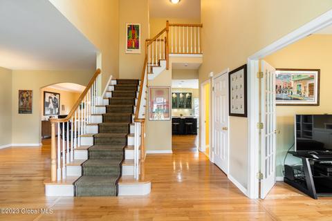 5 Gailes Dr, Slingerlands, NY 12159 photo 2