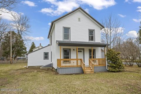 35 Academy St, Greenwich, NY 12834