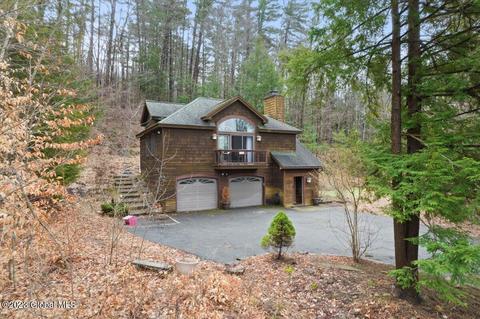 1138 Pilot Knob Rd, Kattskill Bay, NY 12844