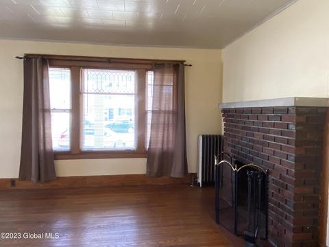 849 Decamp Ave, Schenectady, NY 12309 photo 10