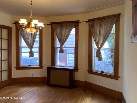 849 Decamp Ave, Schenectady, NY 12309 photo 12