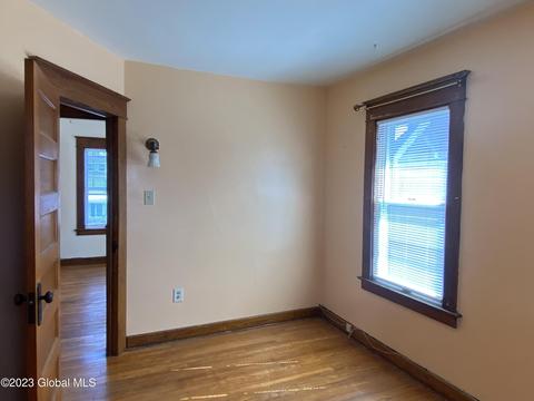 849 Decamp Ave, Schenectady, NY 12309 photo 40