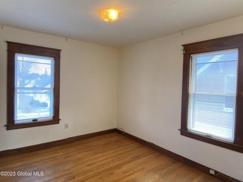 849 Decamp Ave, Schenectady, NY 12309 photo 47