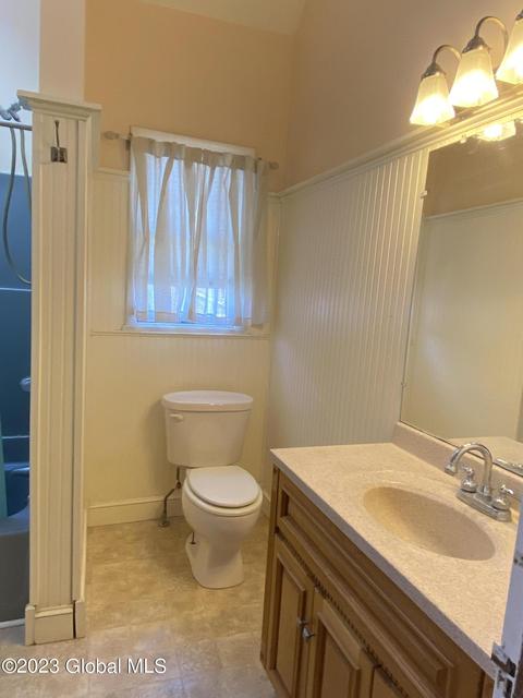 849 Decamp Ave, Schenectady, NY 12309 photo 32