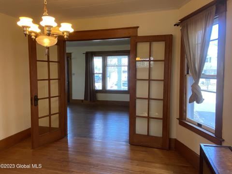 849 Decamp Ave, Schenectady, NY 12309 photo 11