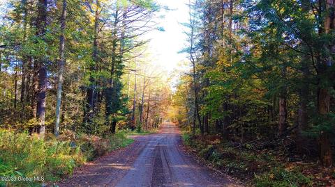 5 Holland Road # l26, Wevertown, NY 12856
