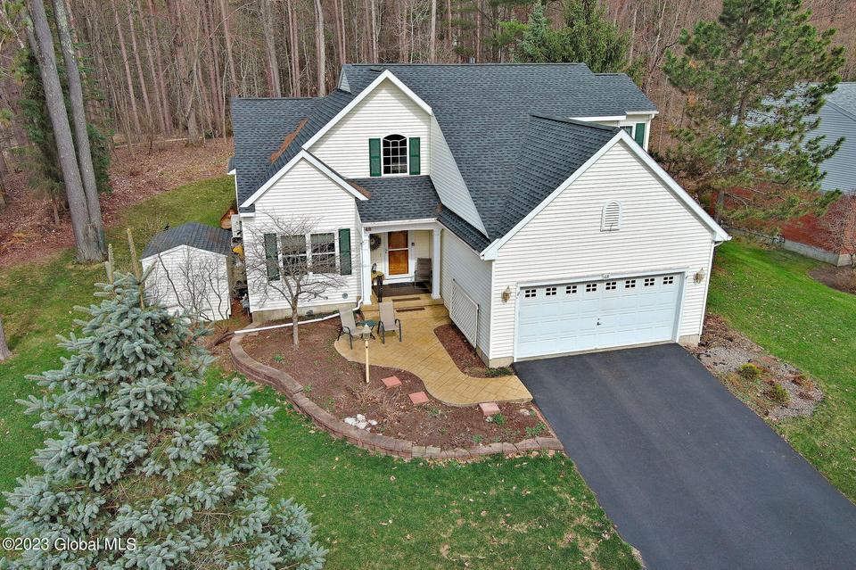  48 Carstead Dr, Slingerlands, NY 12159 photo 2