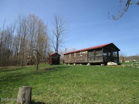 764 Esperance Rd, Esperance, NY 12066