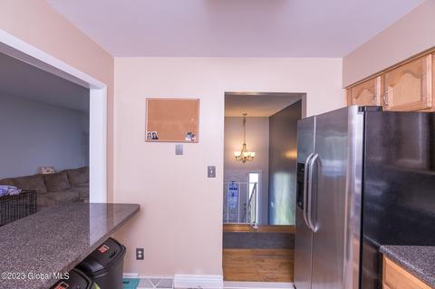 235 Starr Ave, Schenectady, NY 12304 photo 11