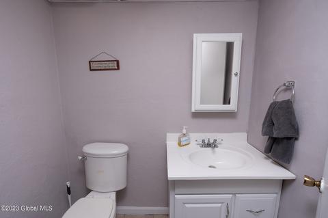 235 Starr Ave, Schenectady, NY 12304 photo 27