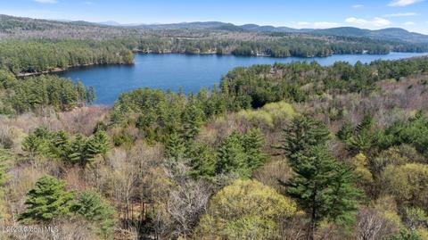 000 Friends Lake Rd, Chestertown, NY 12817