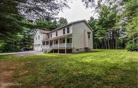 1116 State Hw 10, Caroga Lake, NY 12032