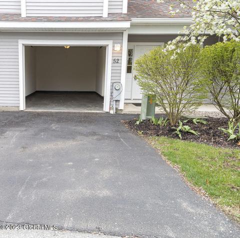 52 Cobblestone Ct, Schenectady, NY 12306 photo 32