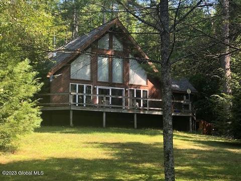 41 Loon Lake Heights Dr, Chester, NY 12817