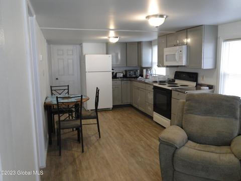 2545 3rd Ave, Schenectady, NY 12303 photo 3