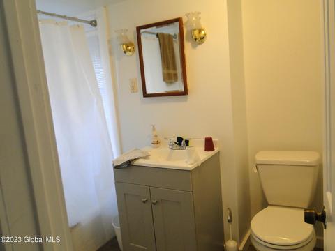 2545 3rd Ave, Schenectady, NY 12303 photo 7