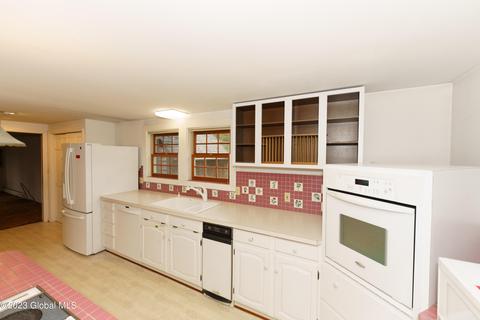 3106 Skyline Dr, Schenectady, NY 12306 photo 11