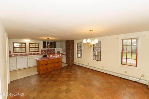 3106 Skyline Dr, Schenectady, NY 12306 photo 6
