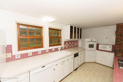 3106 Skyline Dr, Schenectady, NY 12306 photo 13
