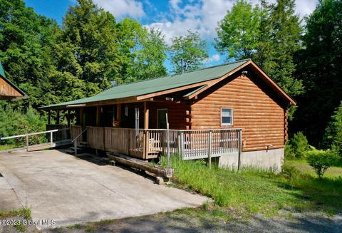 140 Rice Rd, Northville, NY 12134