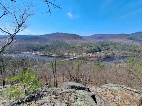 L57 Ny-28, Warrensburg, NY 12817