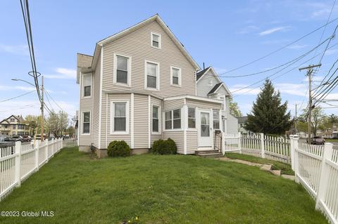 1943 Guilderland Ave, Schenectady, NY 12306
